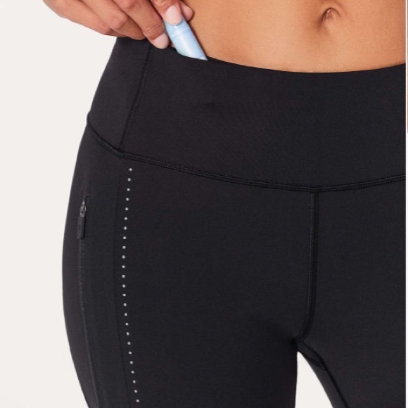 Lululemon Extra Mile Crop - Picture 10 of 11